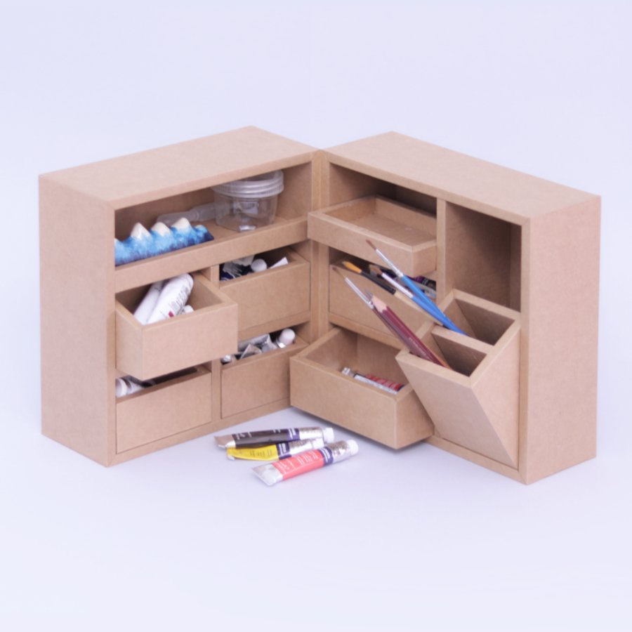Cardboard art supply organizer by ITOSHIGE STUDIO